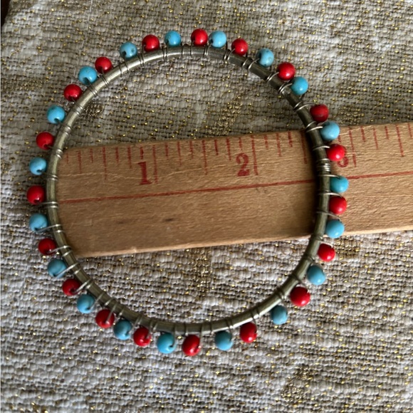 Bracelets - Picture 6 of 9